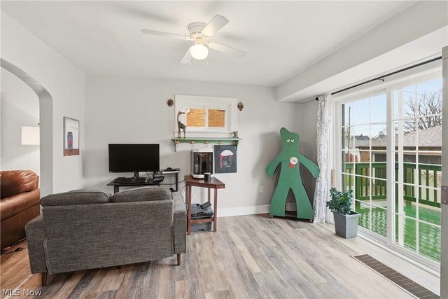 4918 Yorkshire Avenue, Parma, OH 44134