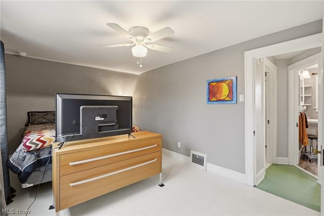 4918 Yorkshire Avenue, Parma, OH 44134