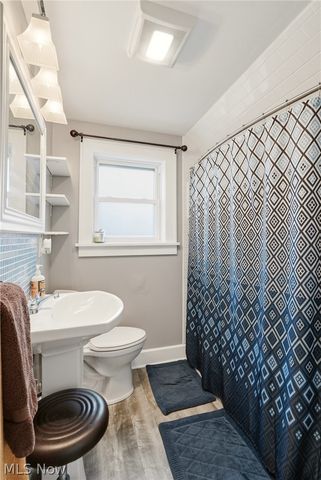 4918 Yorkshire Avenue, Parma, OH 44134