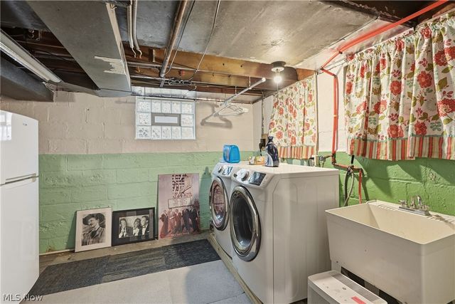 4918 Yorkshire Avenue, Parma, OH 44134