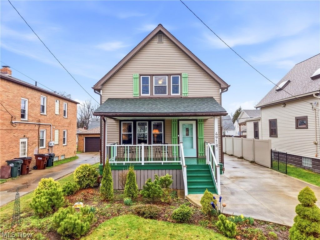 4918 Yorkshire Avenue, Parma, OH 44134