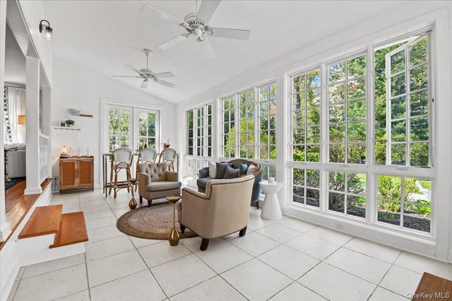 1 Horseshoe Path, Lloyd Harbor, NY 11743
