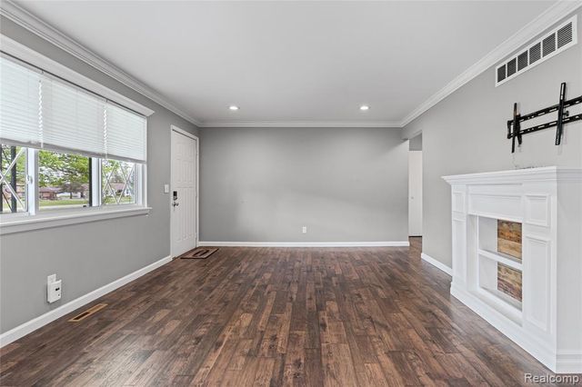 6087 E Hill Road, Grand Blanc, MI 48439