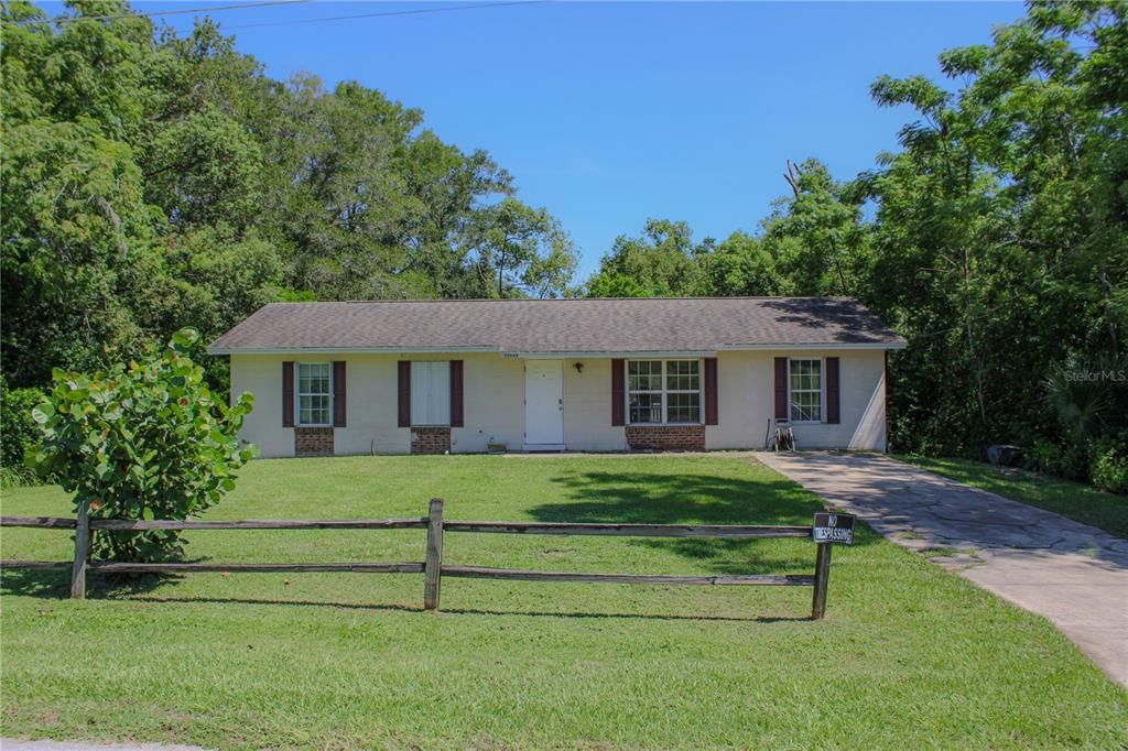 23649 FRANKLIN AVENUE, Sorrento, FL 32776