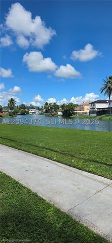 1033 NW 132nd Ct, Miami, FL 33182
