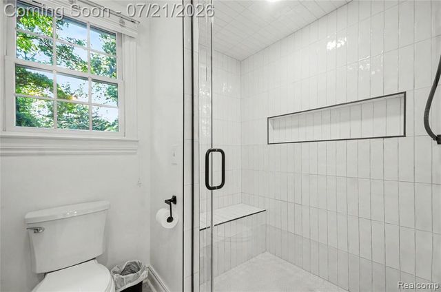 3780 Squirrel Road, Bloomfield Hills, MI 48304