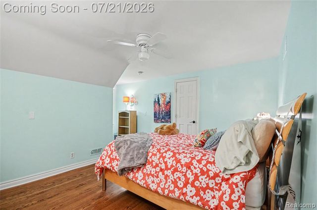 3780 Squirrel Road, Bloomfield Hills, MI 48304