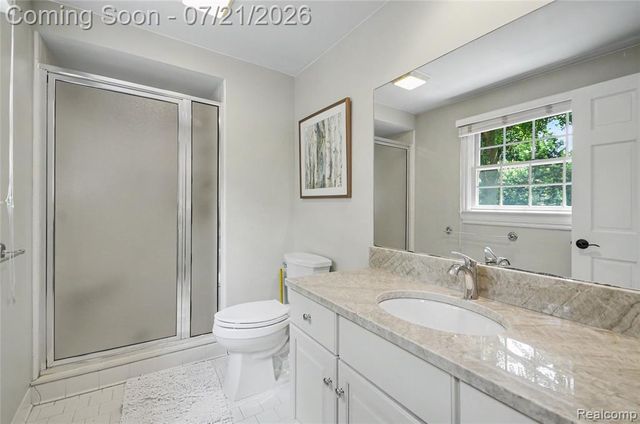 3780 Squirrel Road, Bloomfield Hills, MI 48304