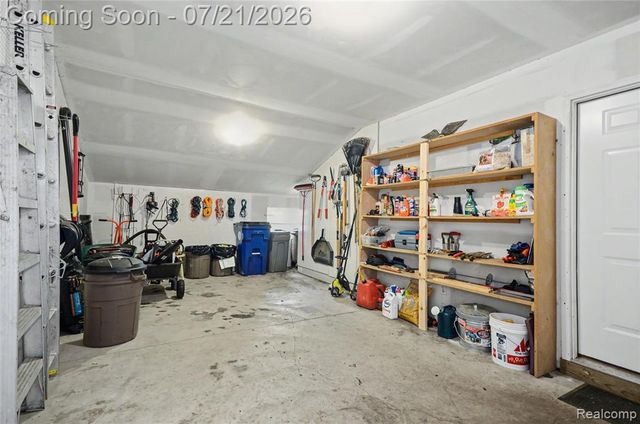 3780 Squirrel Road, Bloomfield Hills, MI 48304