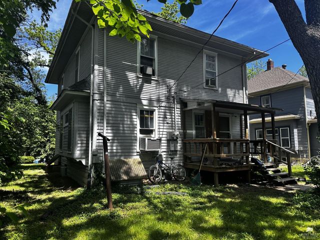 1729 Fairchild Avenue, Manhattan, KS 66502