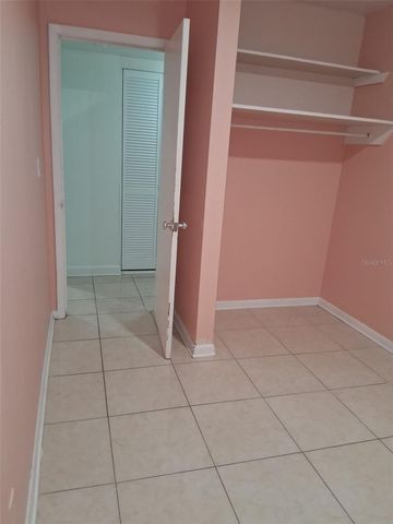 924 LAKEWOOD AVENUE, Tampa, FL 33613