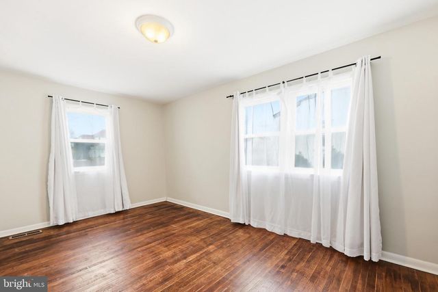 233 GARDEN AVE, Horsham, PA 19044