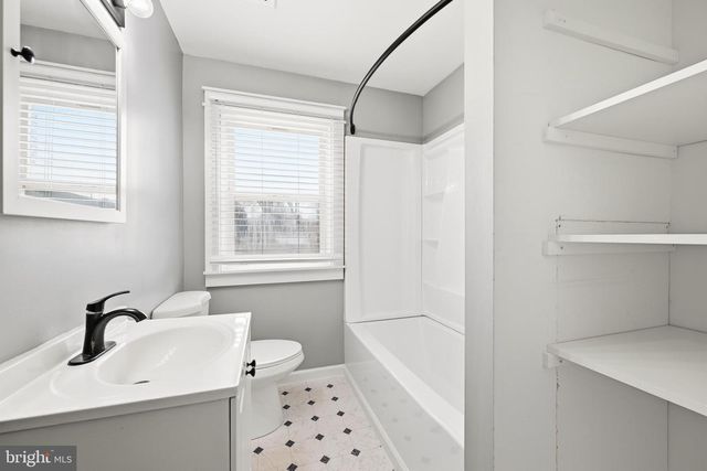 233 GARDEN AVE, Horsham, PA 19044