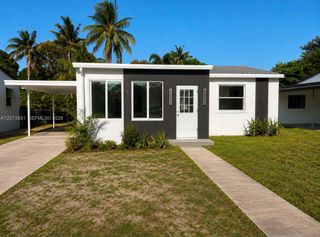 825 S 28th Avenue, Hollywood, FL 33020