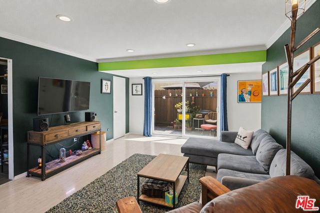 5545 Whitsett Avenue 8, Valley Village, CA 91607