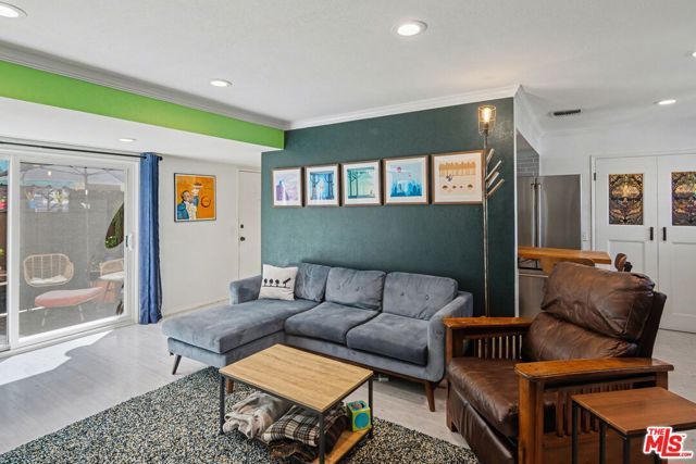 5545 Whitsett Avenue 8, Valley Village, CA 91607