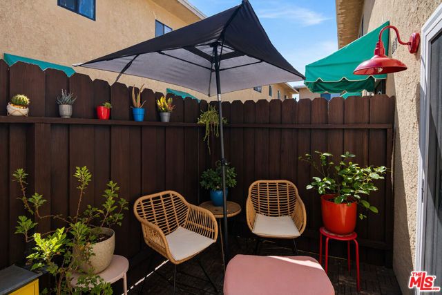 5545 Whitsett Avenue 8, Valley Village, CA 91607