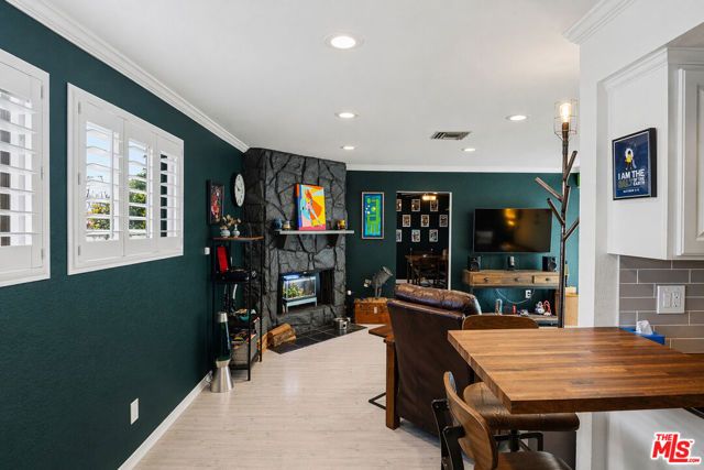 5545 Whitsett Avenue 8, Valley Village, CA 91607