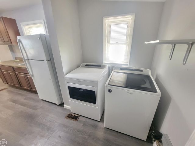 24203 Pingree Avenue, Warren, MI 48089