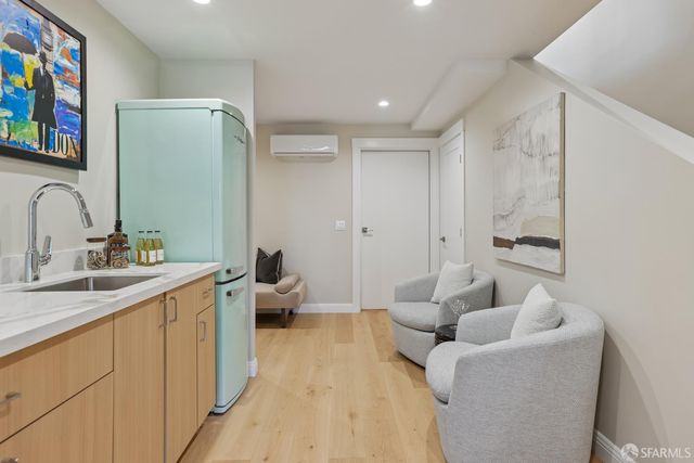 621 San Jose Avenue, San Francisco, CA 94110