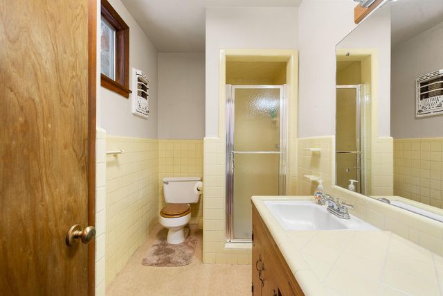 404 W Tom Green Street, Brenham, TX 77833