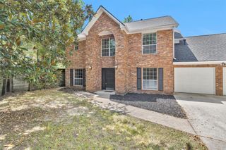 1915 E Lake Drive, Huntsville, TX 77340