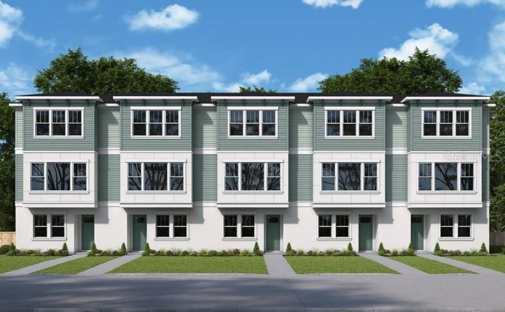 474 31ST WAY N 7, St Petersburg, FL 33713