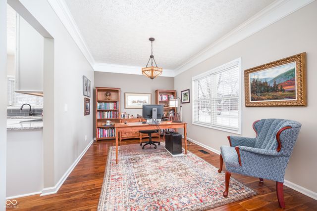 4244 Sedge Court, Zionsville, IN 46077