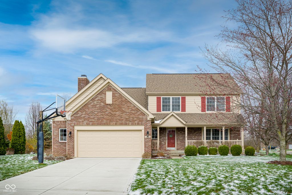 4244 Sedge Court, Zionsville, IN 46077