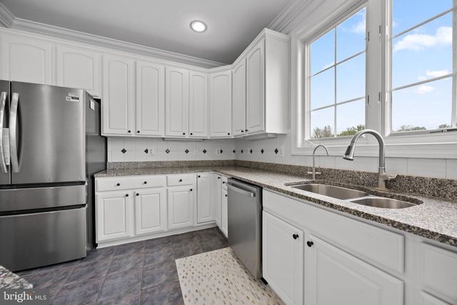 401 CALLOWAY CT, Ashton, MD 20861