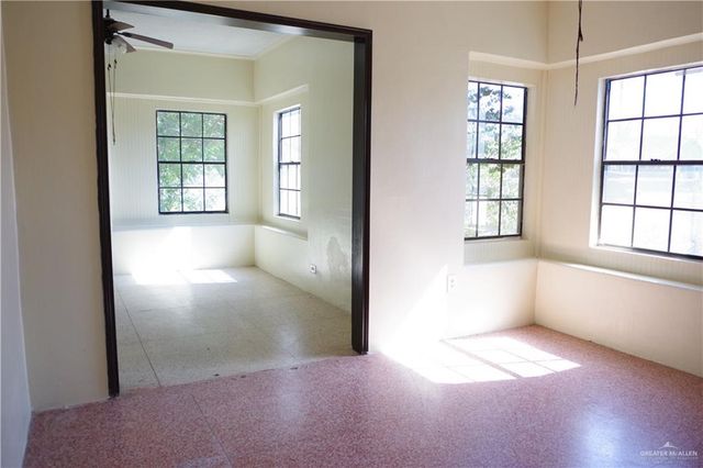 302 W Sam Houston Avenue, Pharr, TX 78577