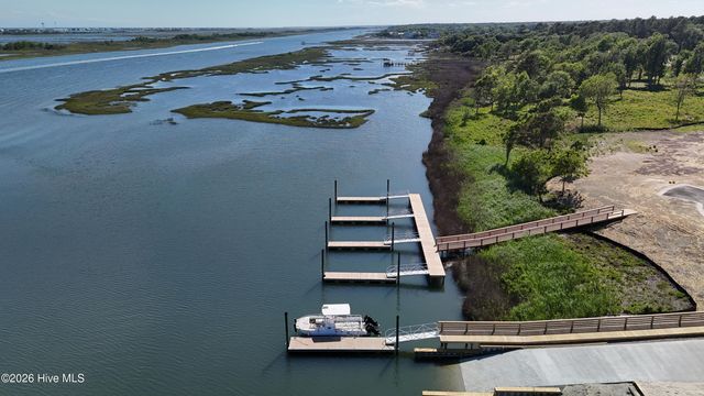 188 Dockside Drive, Hampstead, NC 28443