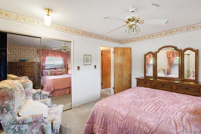 3577 Meadowleigh Lane, Waterford, MI 48329