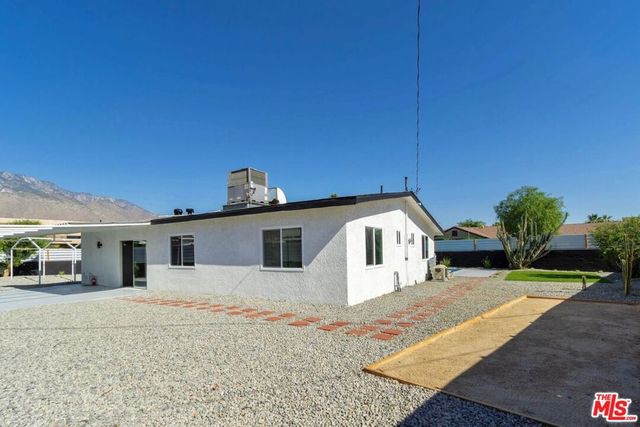 4325 E Calle De Carlos, Palm Springs, CA 92264