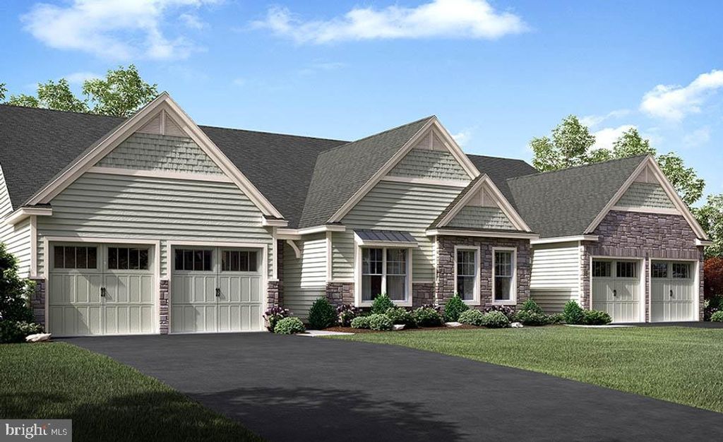 432 AUTUMN HARVEST LN #25, Lititz, PA 17543