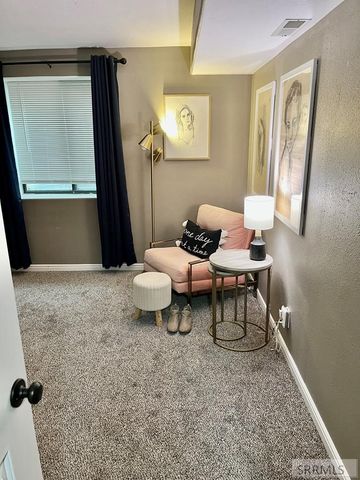 3382 S Grove Lane, Idaho Falls, ID 83404