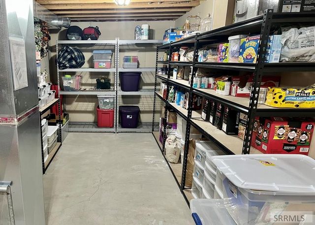 3382 S Grove Lane, Idaho Falls, ID 83404