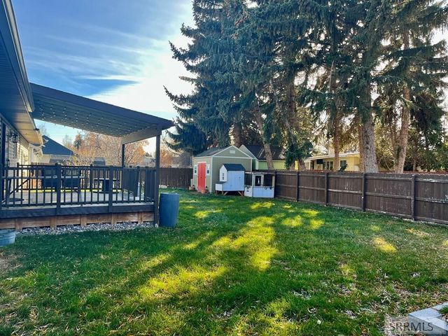 3382 S Grove Lane, Idaho Falls, ID 83404