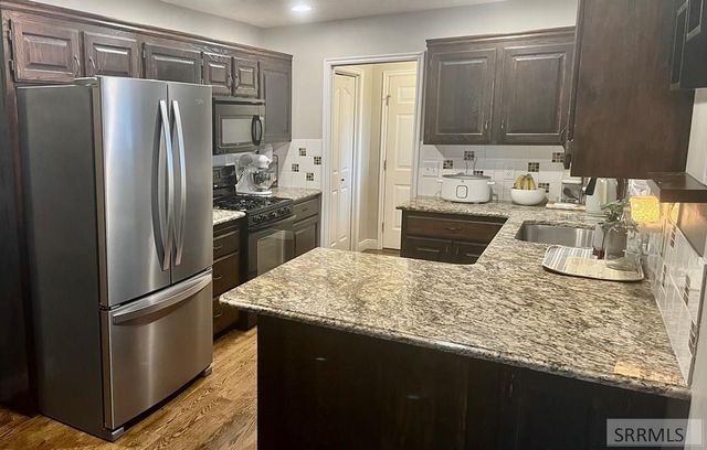 3382 S Grove Lane, Idaho Falls, ID 83404