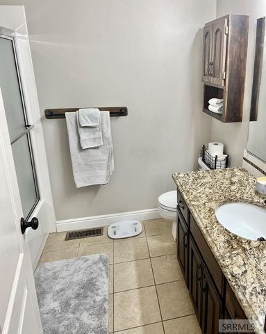 3382 S Grove Lane, Idaho Falls, ID 83404