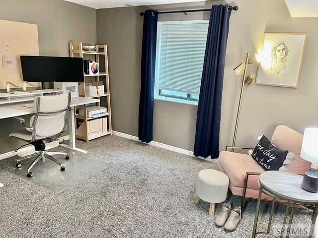 3382 S Grove Lane, Idaho Falls, ID 83404