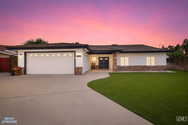 2017 William F Halsey Avenue, Bakersfield, CA 93304