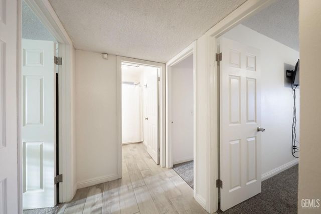 2017 William F Halsey Avenue, Bakersfield, CA 93304