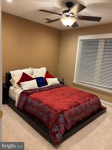 28 PEMBERTON LN, East Windsor, NJ 08520