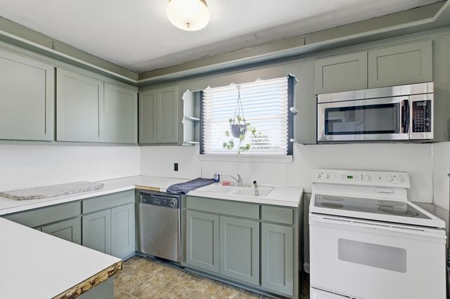 766 McMurry Blvd, E, Hartsville, TN 37074