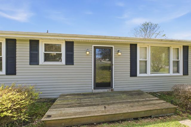 766 McMurry Blvd, E, Hartsville, TN 37074