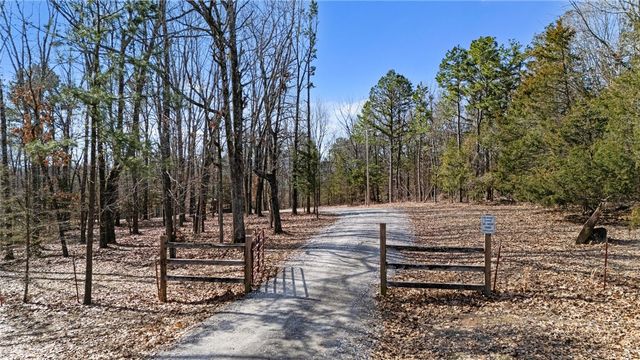 1021 Margaret White Bluff Road, St. Joe, AR 72675