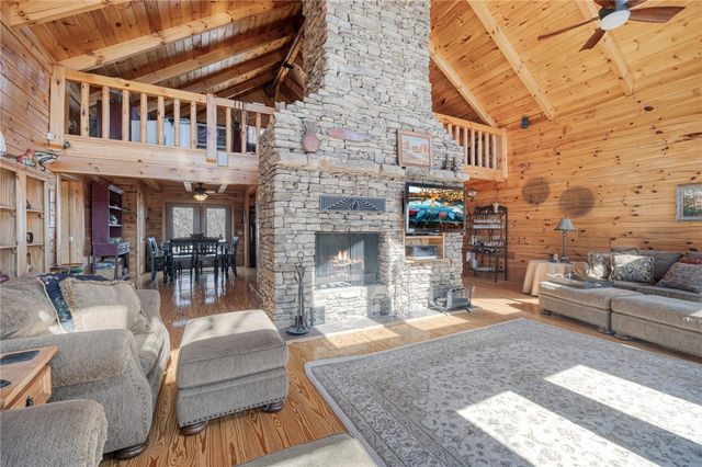 1021 Margaret White Bluff Road, St. Joe, AR 72675