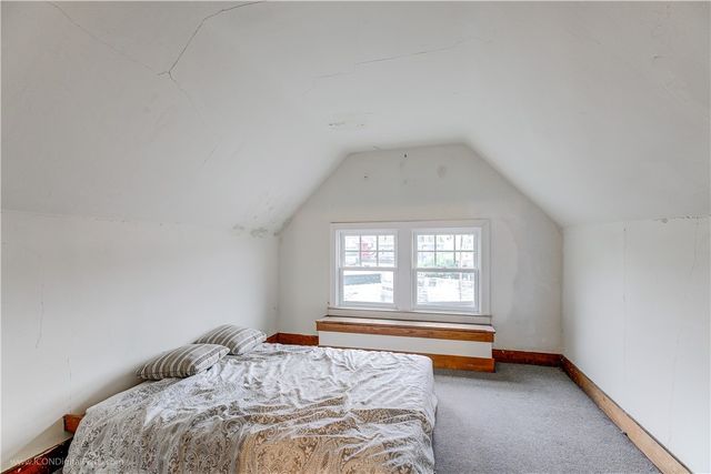 1 Bliss Road, Newport, RI 02840