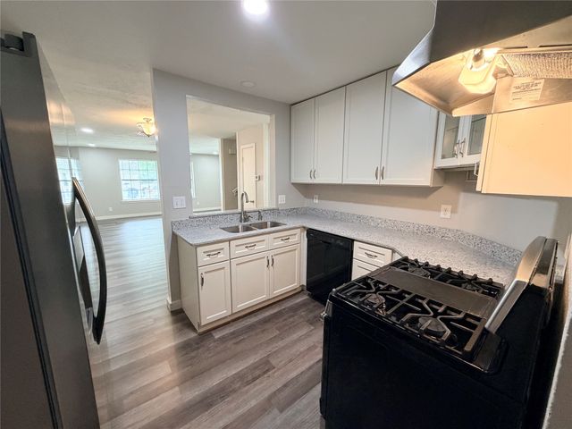 2412 Lakeview Circle 2414, Mckinney, TX 75072